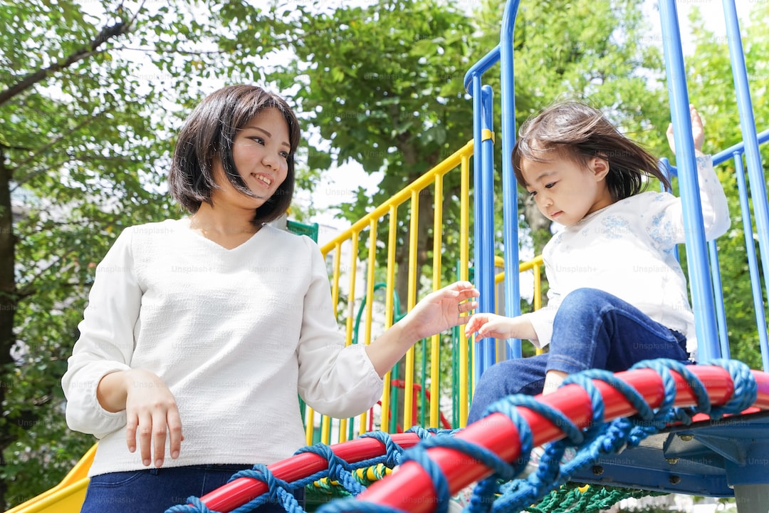 孩子投保人写谁的名字比较好