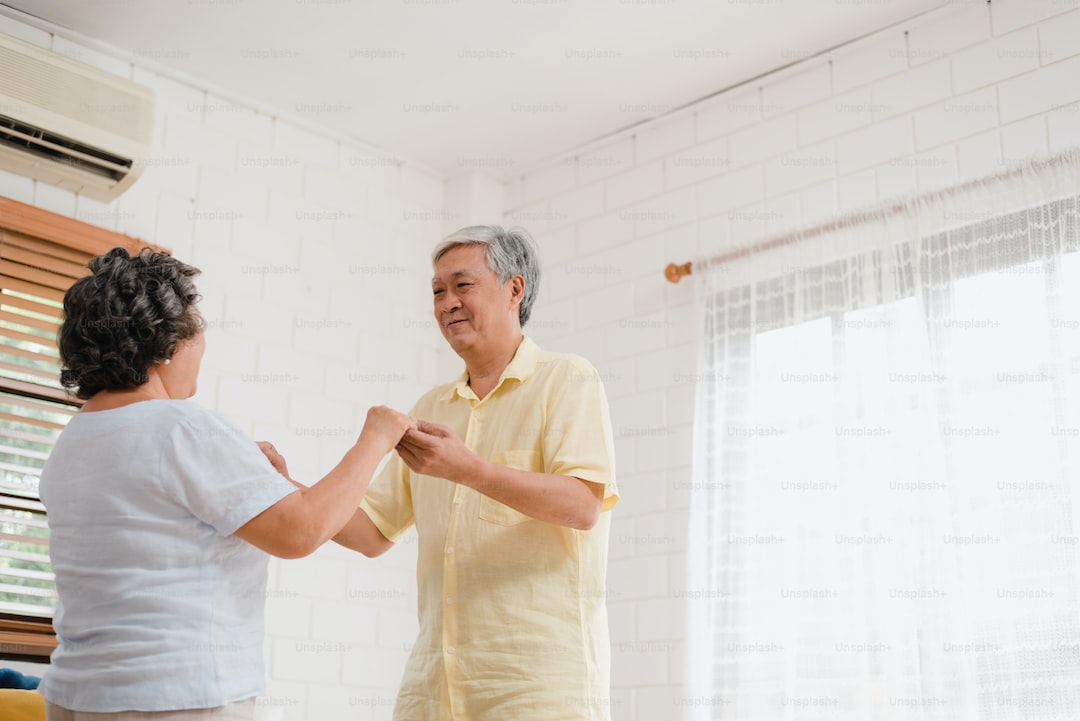 补充医疗险个人买还是单位买