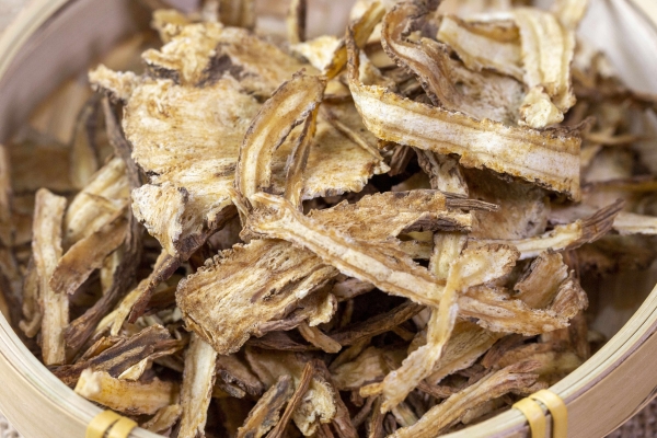 老年人服用当归有何益处